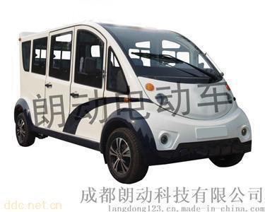  八座封闭式电动巡逻车